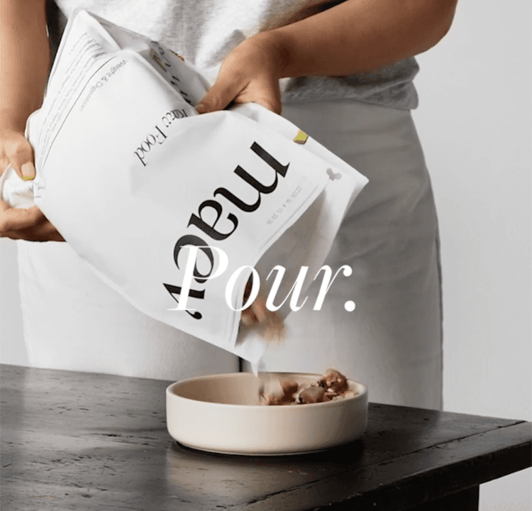 Pour